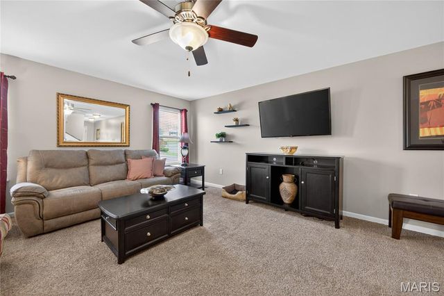 2101 Maple Glen Court, St Peters, MO 63376