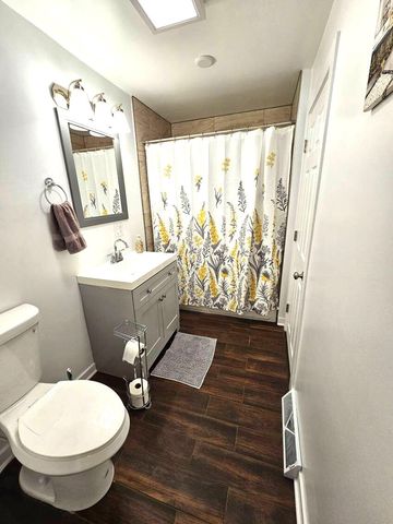 1645 W 40th Avenue, Gary, IN 46408