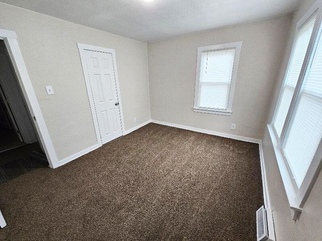 1645 W 40th Avenue, Gary, IN 46408