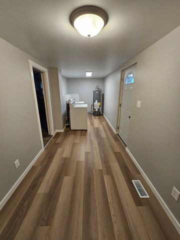 1645 W 40th Avenue, Gary, IN 46408