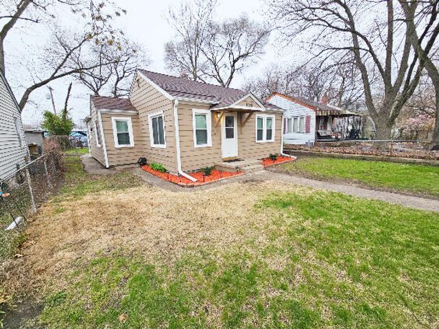 1645 W 40th Avenue, Gary, IN 46408