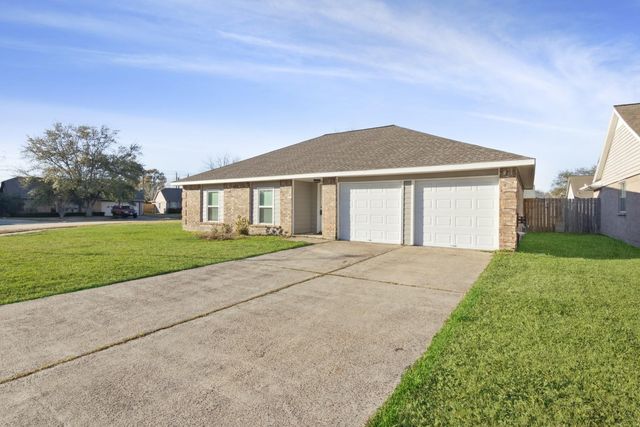 10827 W Mulberry Drive, La Porte, TX 77571