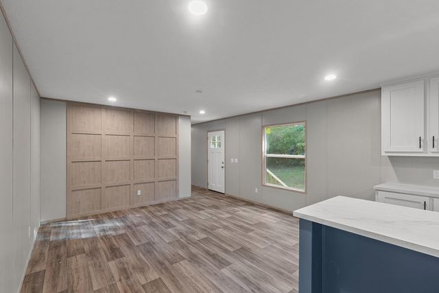 424 Knob Hill Circle, Dothan, AL 36301