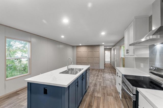 424 Knob Hill Circle, Dothan, AL 36301