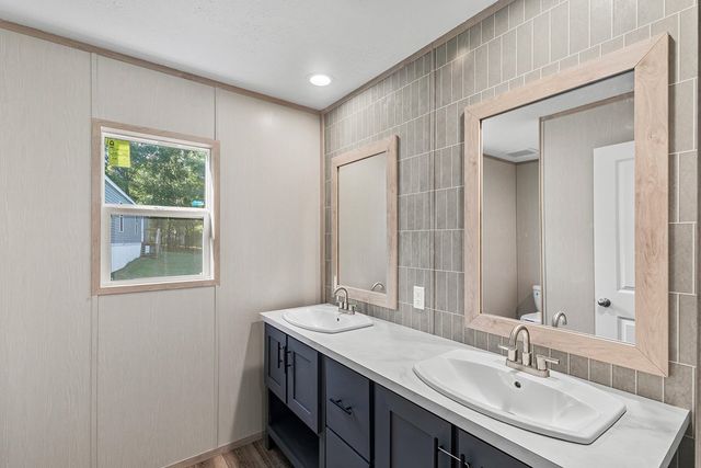 424 Knob Hill Circle, Dothan, AL 36301