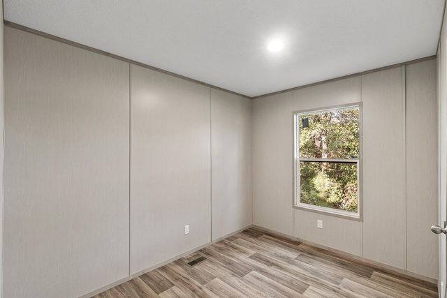 424 Knob Hill Circle, Dothan, AL 36301