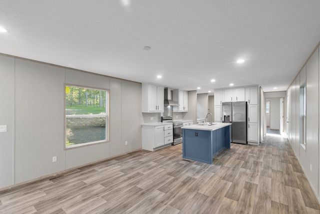 424 Knob Hill Circle, Dothan, AL 36301