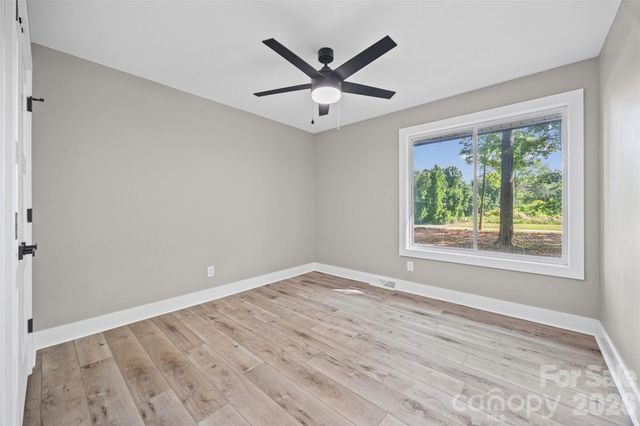5950 Lake Wylie Road, Clover, SC 29710