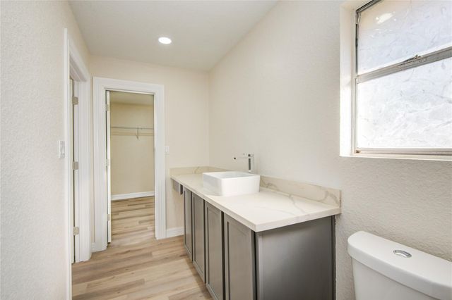 3416 Walnut Drive, Bay City, TX 77414