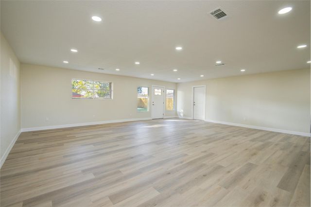 3416 Walnut Drive, Bay City, TX 77414