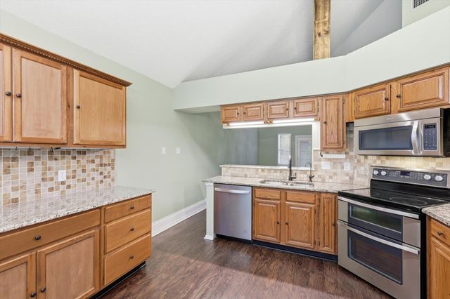 2405 Rockhill Road, Mckinney, TX 75072