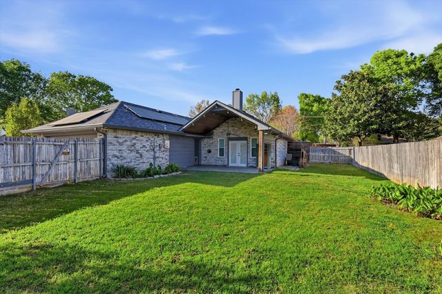 2405 Rockhill Road, Mckinney, TX 75072