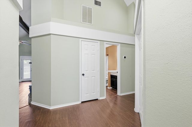 2405 Rockhill Road, Mckinney, TX 75072