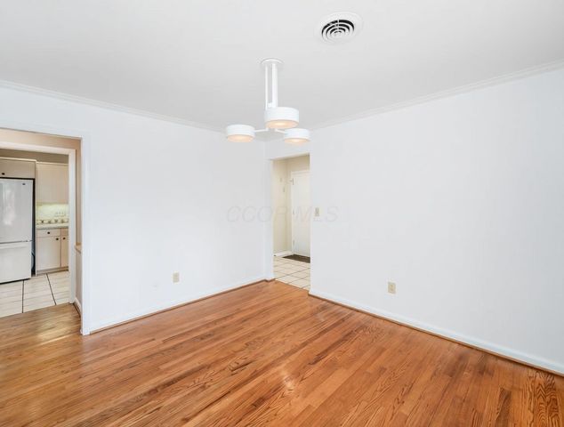 4393 Donington Road, Columbus, OH 43220