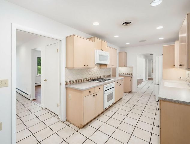 4393 Donington Road, Columbus, OH 43220