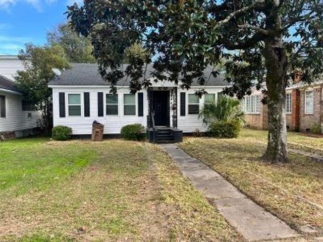 561 Dauphin Island Parkway, Mobile, AL 36606