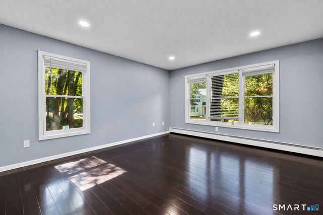 10 Quail Run, Bloomfield, CT 06002