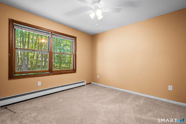 10 Quail Run, Bloomfield, CT 06002