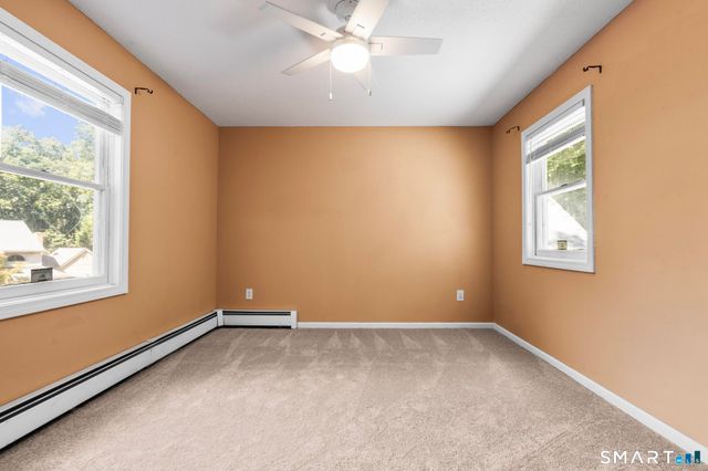 10 Quail Run, Bloomfield, CT 06002