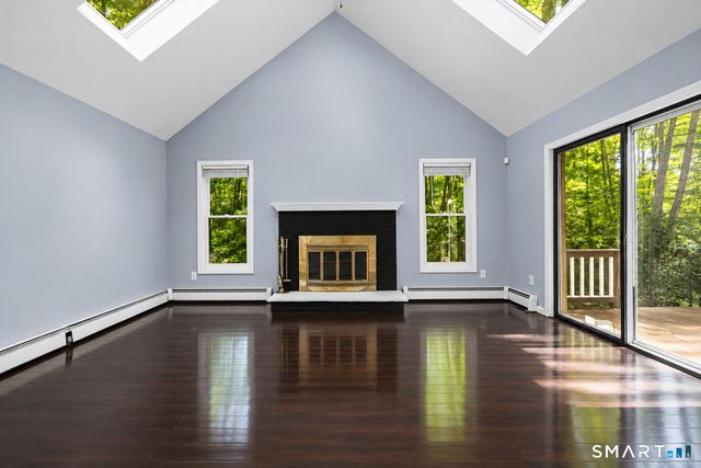 10 Quail Run, Bloomfield, CT 06002