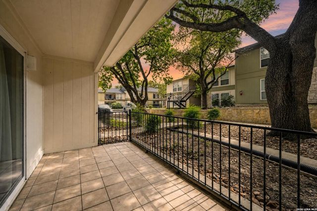 100 Lorenz Rd Apt 503, San Antonio, TX 78209
