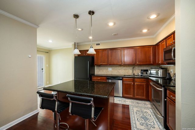 100 Lorenz Rd Apt 503, San Antonio, TX 78209
