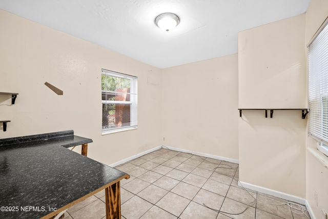 3933 ABBY Lane, Jacksonville, FL 32207