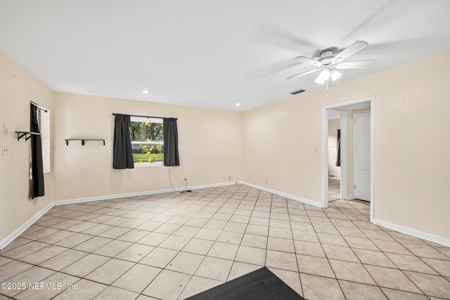 3933 ABBY Lane, Jacksonville, FL 32207