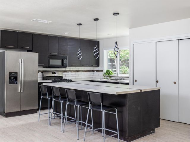 7207 Ellington CIR, Austin, TX 78724