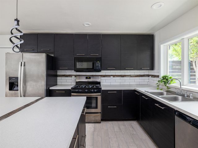 7207 Ellington CIR, Austin, TX 78724