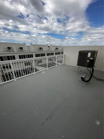 25778 SW 143rd Path 25778, Homestead, FL 33032