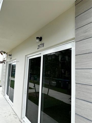 25778 SW 143rd Path 25778, Homestead, FL 33032
