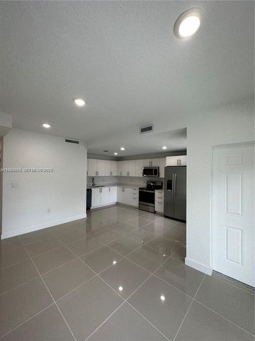 25778 SW 143rd Path 25778, Homestead, FL 33032