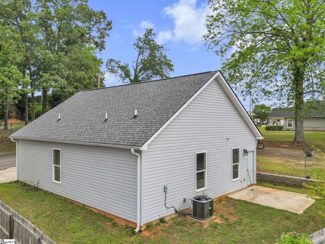 308 S Lewis Street, Pickens, SC 29671