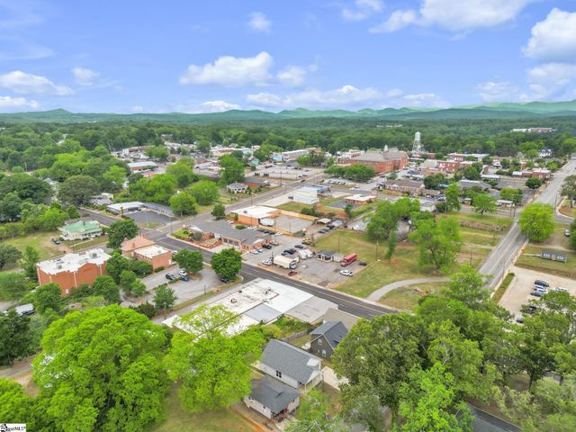 308 S Lewis Street, Pickens, SC 29671
