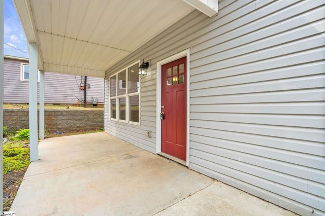 308 S Lewis Street, Pickens, SC 29671