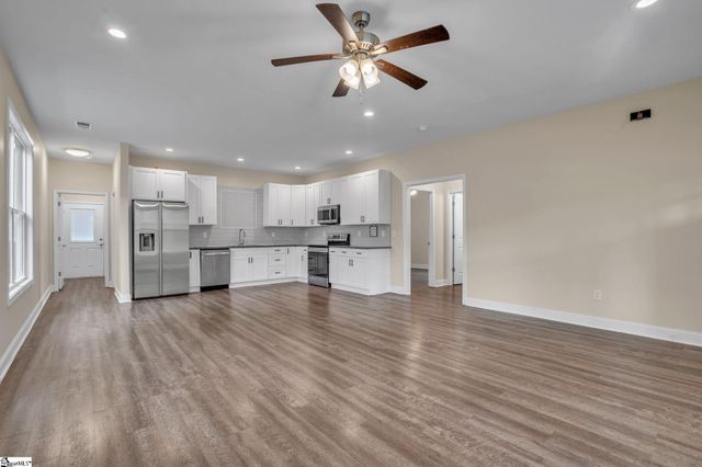 308 S Lewis Street, Pickens, SC 29671