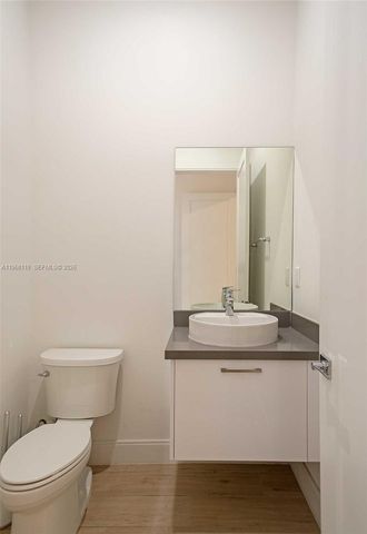 4454 NW 80th Avenue, Doral, FL 33166