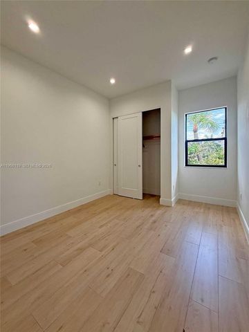 4454 NW 80th Avenue, Doral, FL 33166