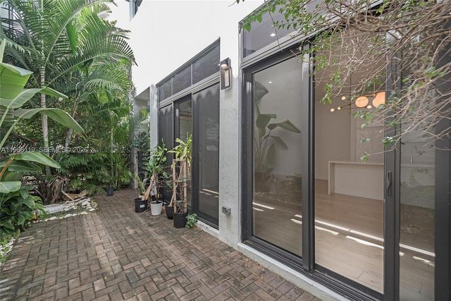 4454 NW 80th Avenue, Doral, FL 33166