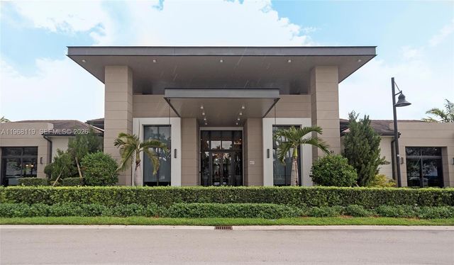 4454 NW 80th Avenue, Doral, FL 33166