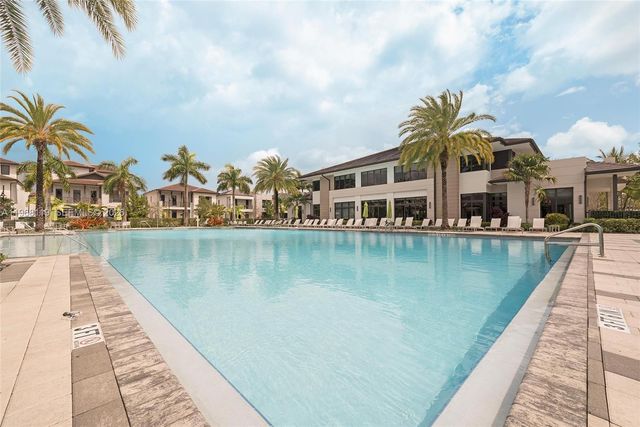 4454 NW 80th Avenue, Doral, FL 33166