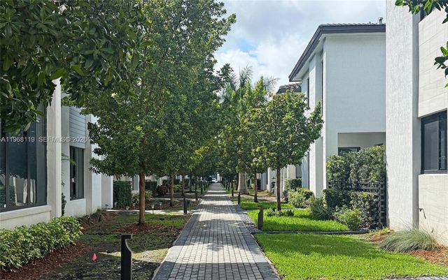 4454 NW 80th Avenue, Doral, FL 33166