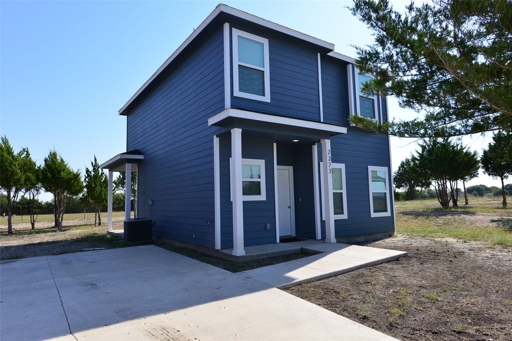 2377 Murphy Court, Red Oak, TX 75154