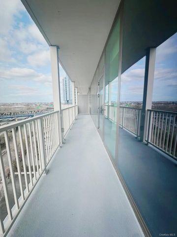 131-02A 40th Road 8H, Flushing, NY 11354