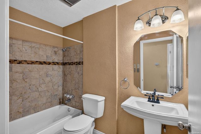 7538 OLD SPANISH TRL, Live Oak, TX 78233
