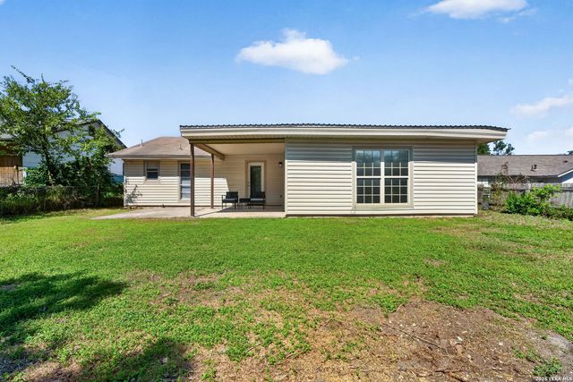 7538 OLD SPANISH TRL, Live Oak, TX 78233