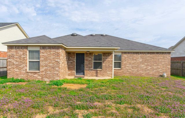 5809 Pin Oak Lane, North Little Rock, AR 72117