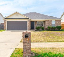 5809 Pin Oak Lane, North Little Rock, AR 72117