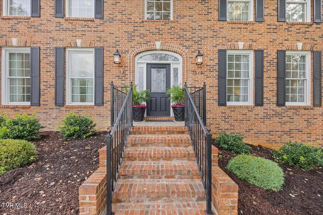 3412 Pine Timbers Drive, Johnson City, TN 37604
